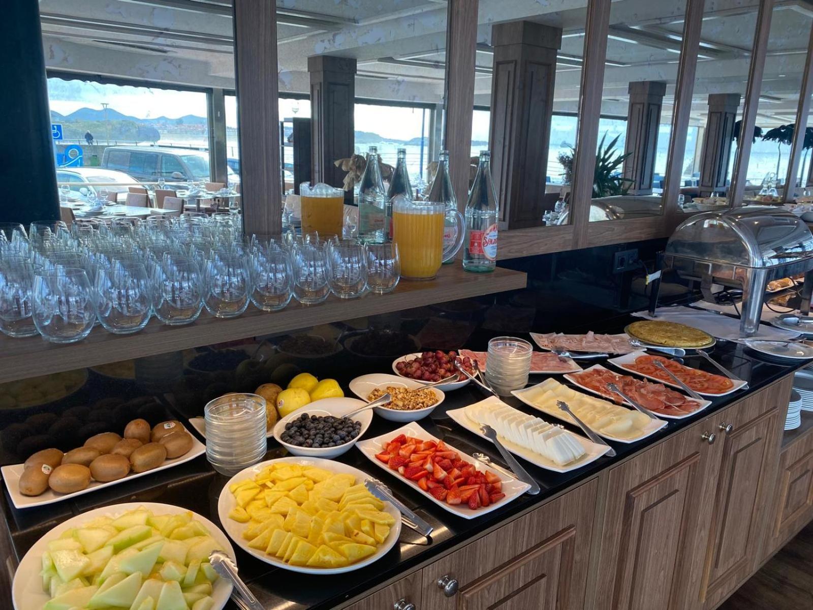 Astuy Hotel Isla Plana