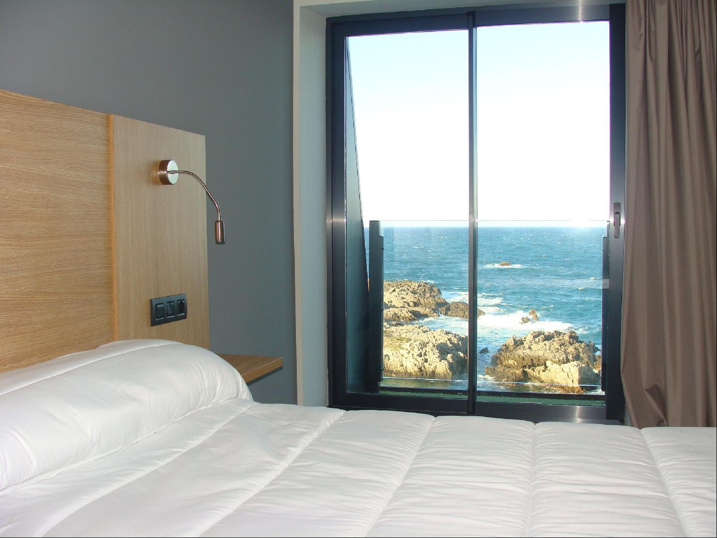 Hotel Astuy Isla Plana
